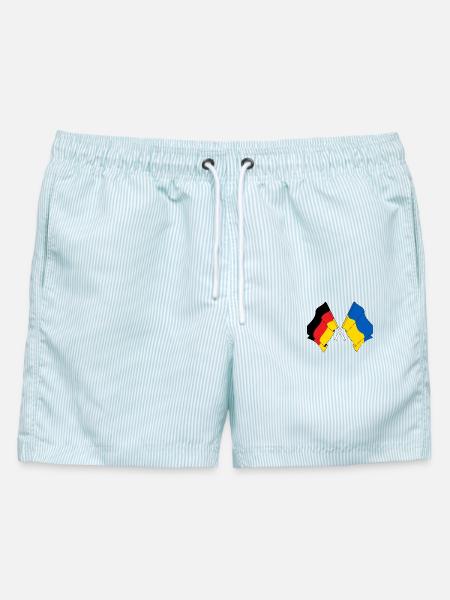 Flagge Deutschlands und Flagge Ukraine - Männer Badeshorts - hellblau gestreift