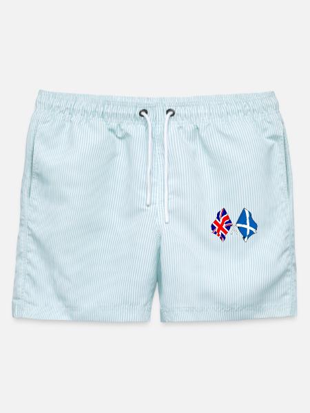 Flagge von England und Flagge von Schottland - Männer Badeshorts - hellblau gestreift