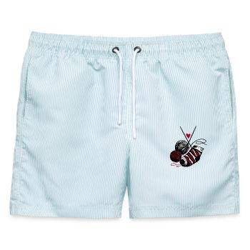 Wolle, Stricknadeln und Herzen – Handarbeit Fan - Männer Badeshorts - hellblau gestreift - Vorne - AI Model Male 178 light (178cm)
