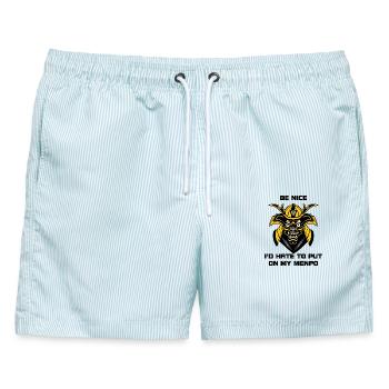 Gelb-schwarzer Menpo mit Warntext - Männer Badeshorts - hellblau gestreift - Vorne - AI Model Male 178 light (178cm)