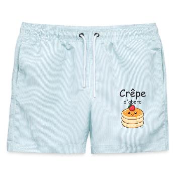 Crêpe zuerst: Kawaii-Pfannkuchen - Männer Badeshorts - hellblau gestreift - Vorne - AI Model Male 178 light (178cm)