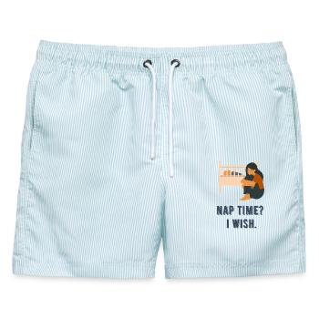 Schlafenszeit? Wünsch ich mir. - Männer Badeshorts - hellblau gestreift - Vorne - AI Model Male 178 light (178cm)