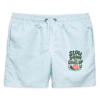 Slow Down To Level Up Quote - Männer Badeshorts - hellblau gestreift - Vorne - AI Model Male 178 light (178cm)