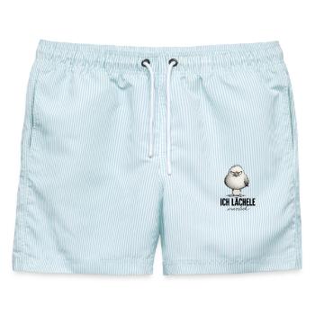  Ich Lächele Innerlich Lustiger Mürrischer Vogel - Männer Badeshorts - hellblau gestreift - Vorne - AI Model Male 178 light (178cm)