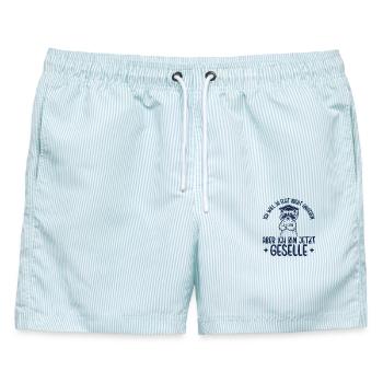 Geselle Will ja nicht angeben Ausbildung bestanden - Männer Badeshorts - hellblau gestreift - Vorne - AI Model Male 178 light (178cm)