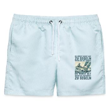 Segeln Segler Segelboot Skipper Lustiger Spruch - Männer Badeshorts - hellblau gestreift - Vorne - AI Model Male 178 light (178cm)