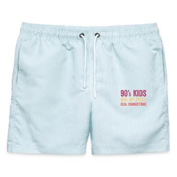 90s Kids – Einwahlgeschwindigkeit. Echte Verbindungen - Männer Badeshorts - hellblau gestreift - Vorne - AI Model Male 178 light (178cm)