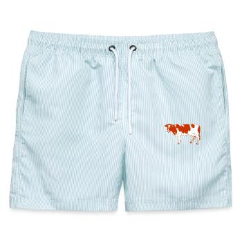 Kuhrotes Fell schaut zur Seite - Männer Badeshorts - hellblau gestreift - Vorne - AI Model Male 178 light (178cm)