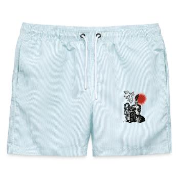 Tintenmaschine mit Stift und Sonne - Männer Badeshorts - hellblau gestreift - Vorne - AI Model Male 178 light (178cm)