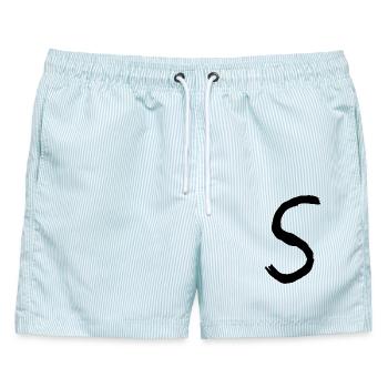 Buchstaben S - Männer Badeshorts - hellblau gestreift - Vorne - AI Model Male 178 light (178cm)