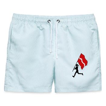Flagge Lettland Frau läuft - Männer Badeshorts - hellblau gestreift - Vorne - AI Model Male 178 light (178cm)