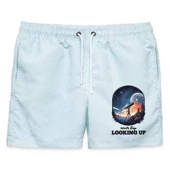 Hör niemals auf, nach Hoffnung und Inspiration zu suchen - Männer Badeshorts - hellblau gestreift - Vorne - AI Model Male 178 light (178cm)