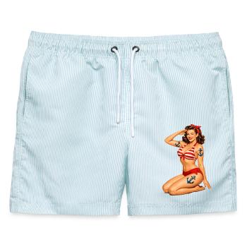 Retro Pin-Up Girl: Vintage Bikini Tattoo Art - Männer Badeshorts - hellblau gestreift - Vorne - AI Model Male 178 light (178cm)