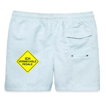 Ich Verwechsele Pedale Schild - Männer Badeshorts - hellblau gestreift - Hinten - AI Model Male 178 light (178cm)