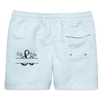 Mr. & Mrs. + Name zum Anpassen - Männer Badeshorts - hellblau gestreift - Hinten - AI Model Male 178 light (178cm)