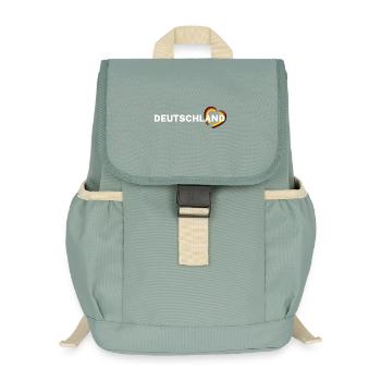 Deutschland – Herz in Schwarz Rot Gold - Kinder Recycelter Rucksack - Nebelgrün - Vorne