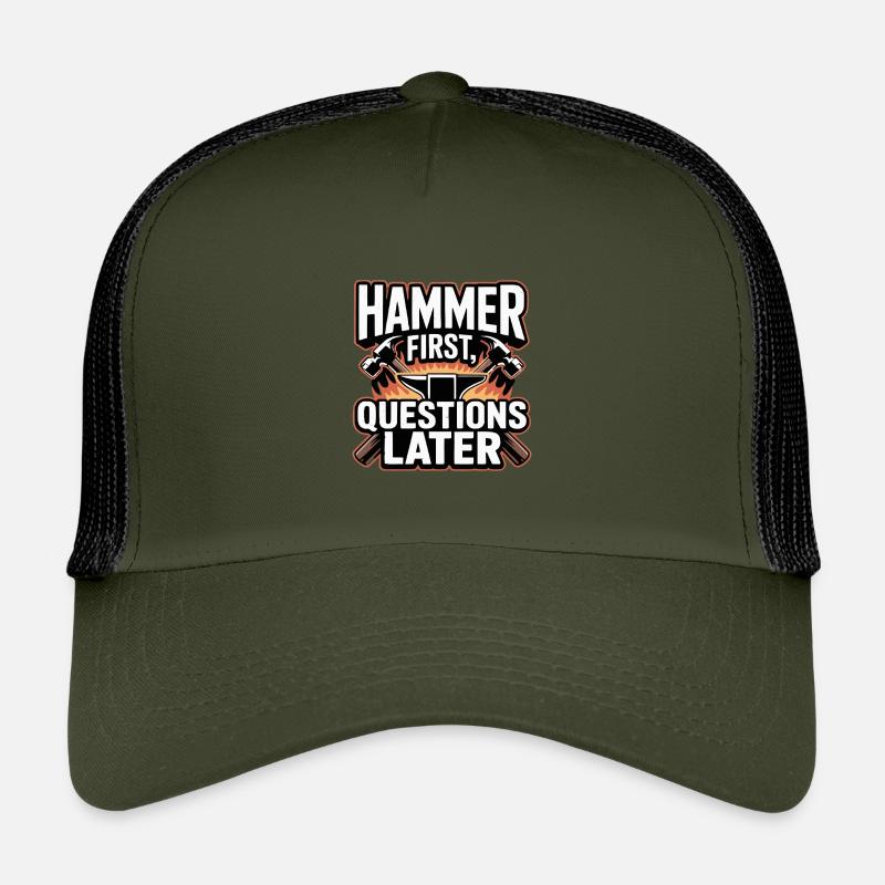Hammer First Questions Later Schmied Spruch Kinder Trucker-Cap
