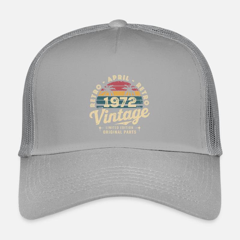 Avril 1972 - April 1972 Casquette trucker enfant