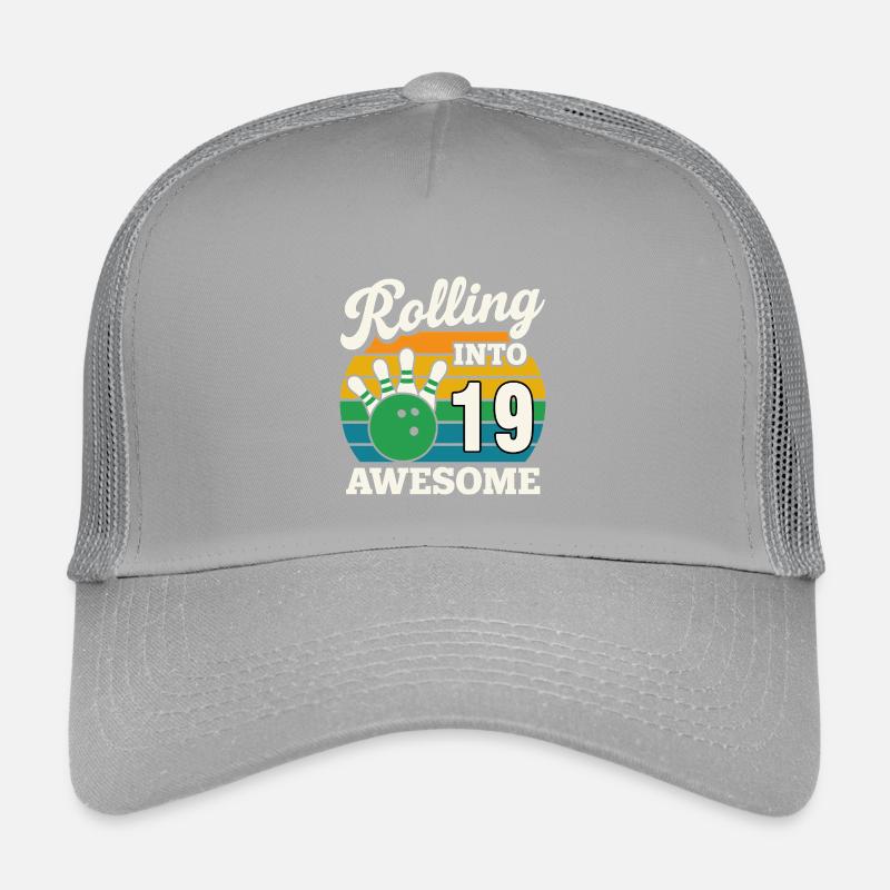 Rolling Into 19 Birthday Tee Kids’ Trucker Cap