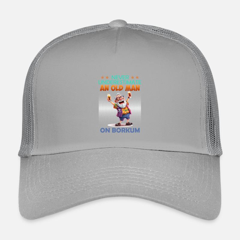 Grandpa NEVER UNDERESTIMATE AN OLD MAN Kids’ Trucker Cap