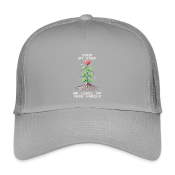 Step by Step: Level Up Family | Patchwork - Kids’ Trucker Cap - light grey - Front