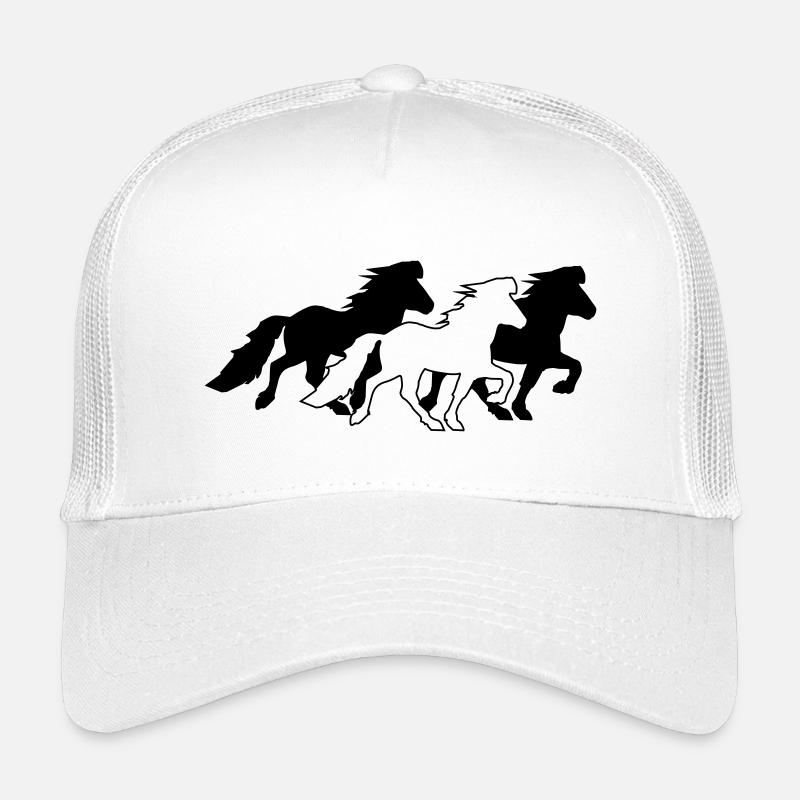 3 noble Icelandic horses in tölt Kids’ Trucker Cap