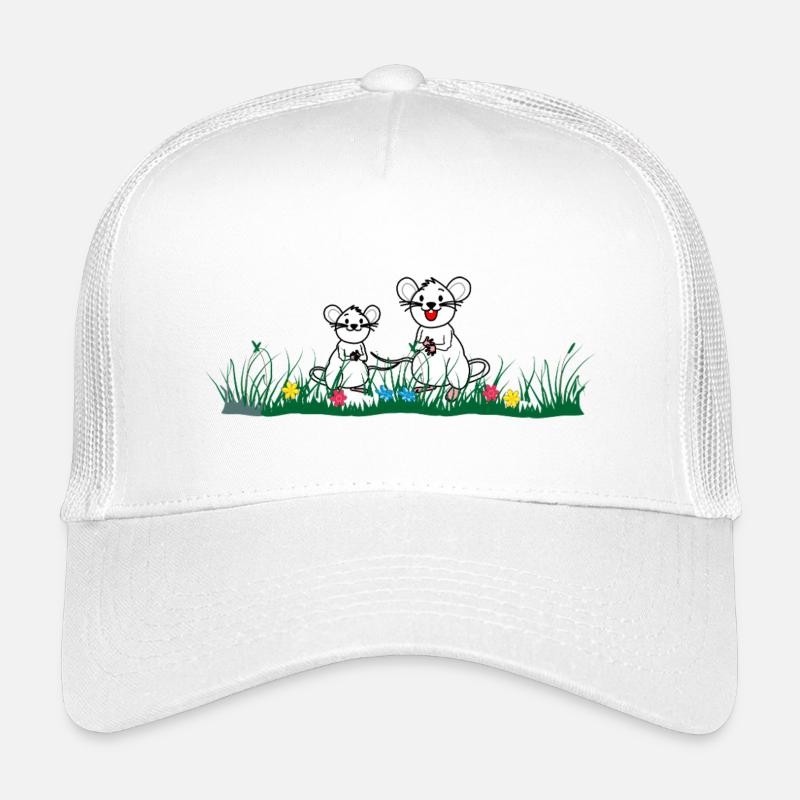 Little Mouse in the Grass Kids’ Trucker Cap