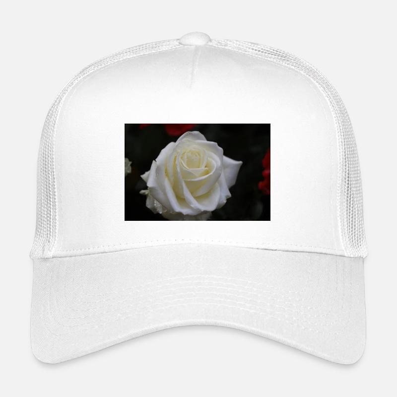 white rose - Kids’ Trucker Cap - white