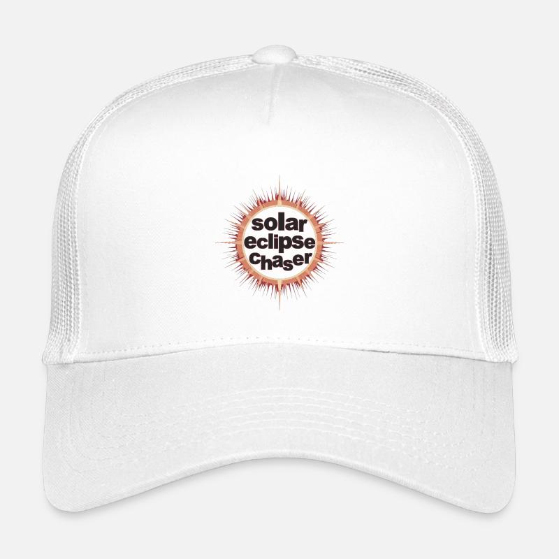 Solar eclipse chaser Kids’ Trucker Cap
