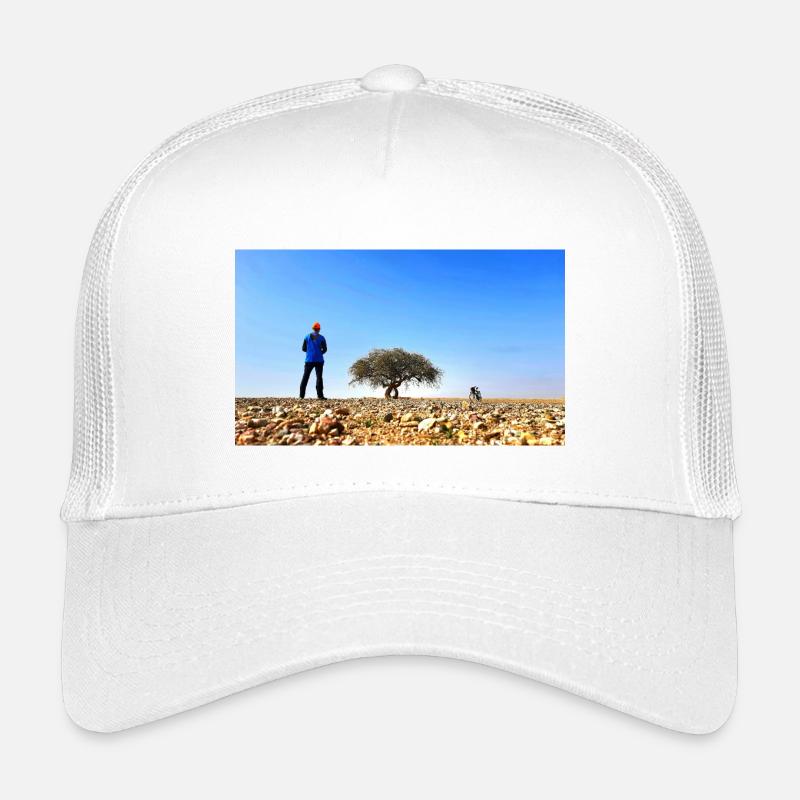 Explorateur solitaire avec arbre et vélo Casquette trucker enfant