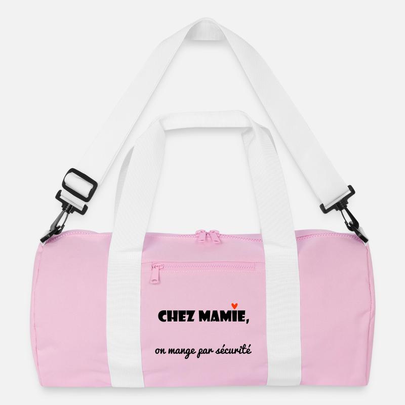 OMA. MAMA. GROSSMUTTER. MUTTERTAG. PARTEI Recycelte Duffel Bag