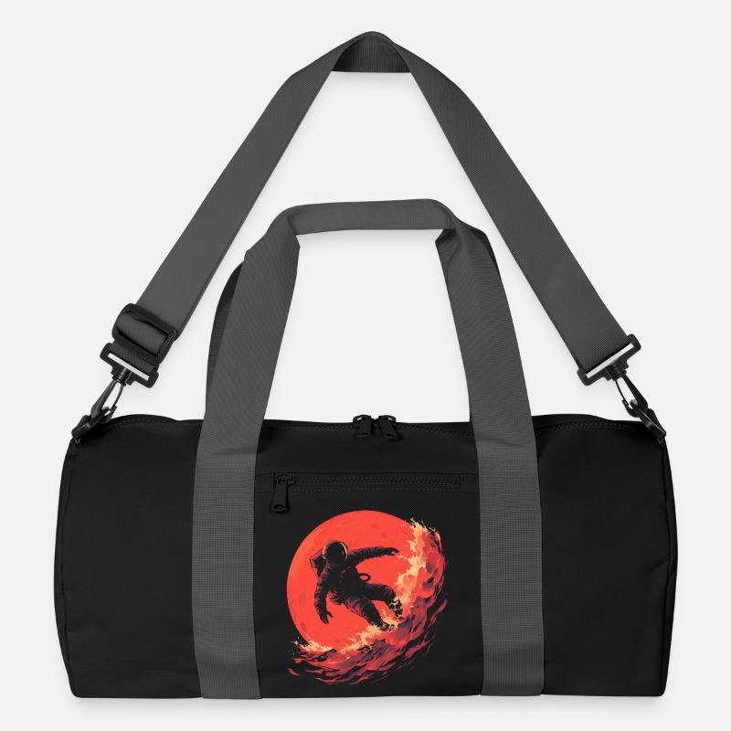 Astronaut Surfer Recycelte Duffel Bag