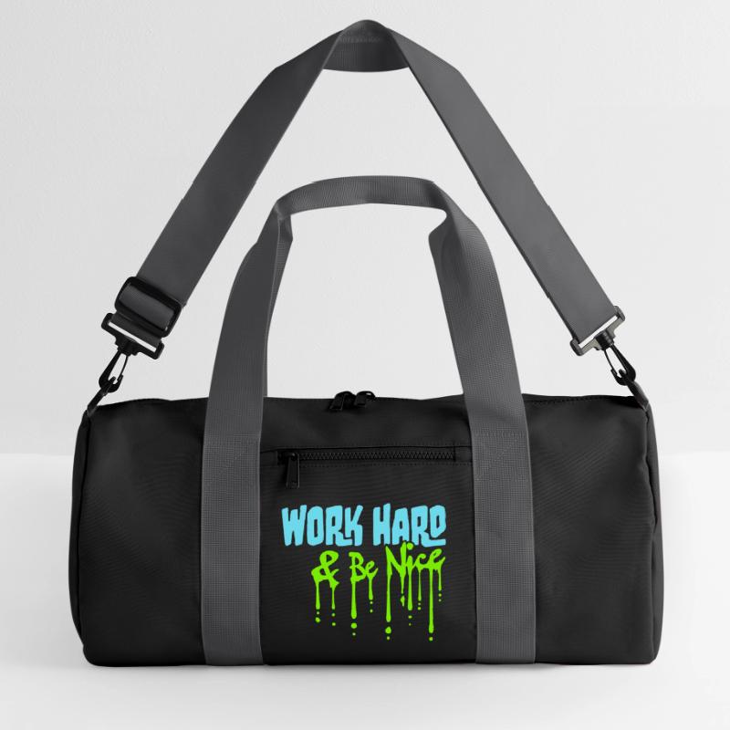 Work Hard Be Nice Motivation Positiver Geist Zitat Recycelte Duffel Bag