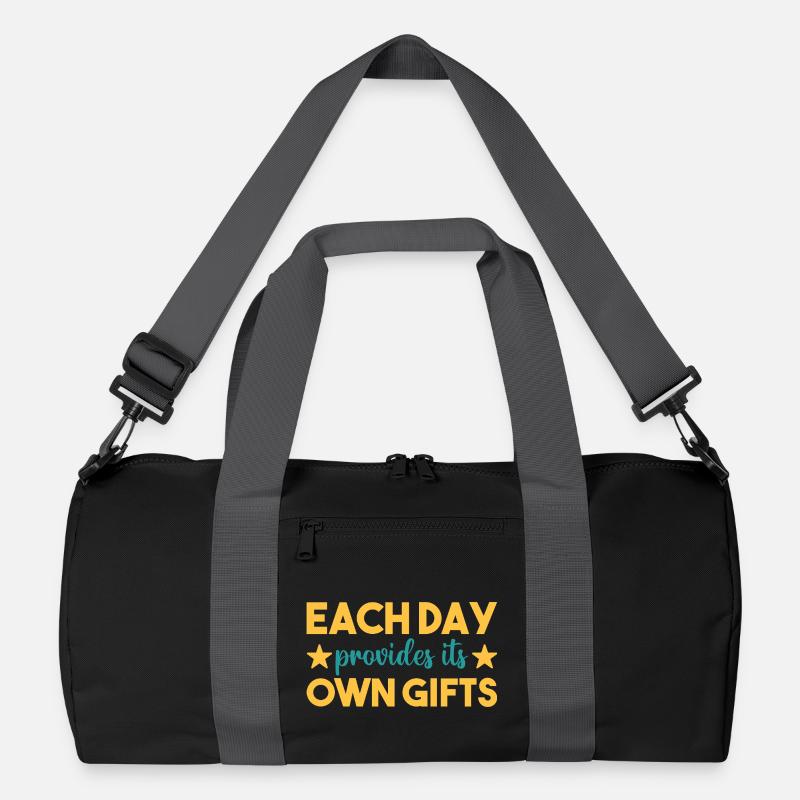 Each day a gift Recycelte Duffel Bag