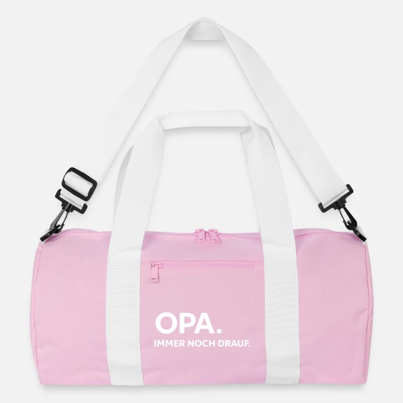 Opa immer noch drauf – Starkes Statement T-Shirt Recycelte Duffel Bag