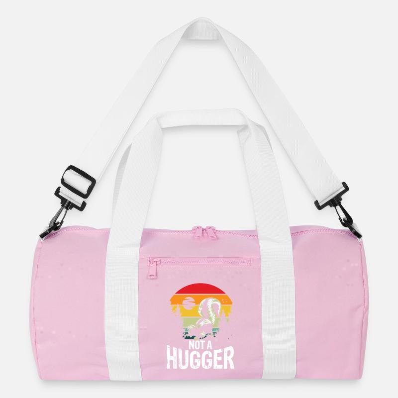 Not a hugger skunk Recycelte Duffel Bag