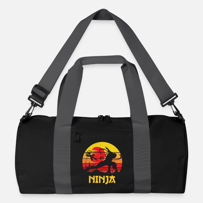 Sunset Ninja Silhouette Recycelte Duffel Bag