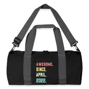 Großartig seit April 2022 - Recycelte Duffel Bag - Schwarz/Graphitgrau - Vorne