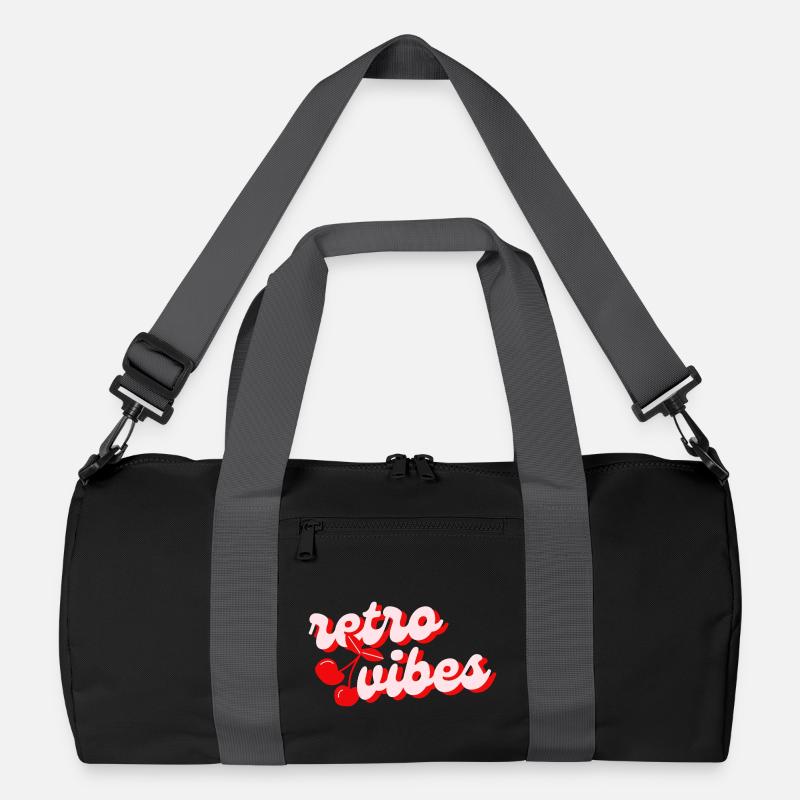 Retro Vibes mit Kirschen – Rot & Verspielt Recycelte Duffel Bag