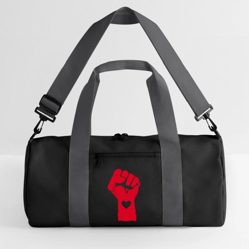 Rote Faust mit Herz Recycelte Duffel Bag