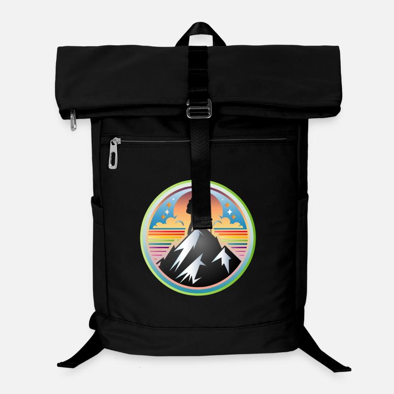 Montagnes avec un alpiniste au sommet Sac à dos ordinateur