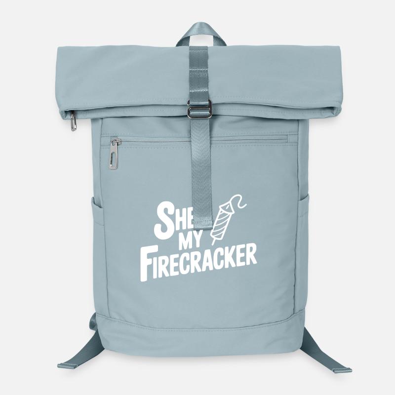 Sie ist mein Feuerwerkskörper Laptop-Rucksack 