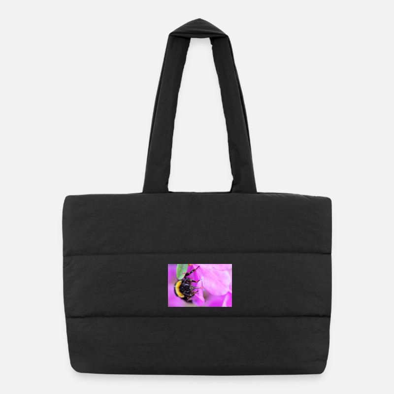 Abeille sur la violette - Sac shopping matelassé - noir