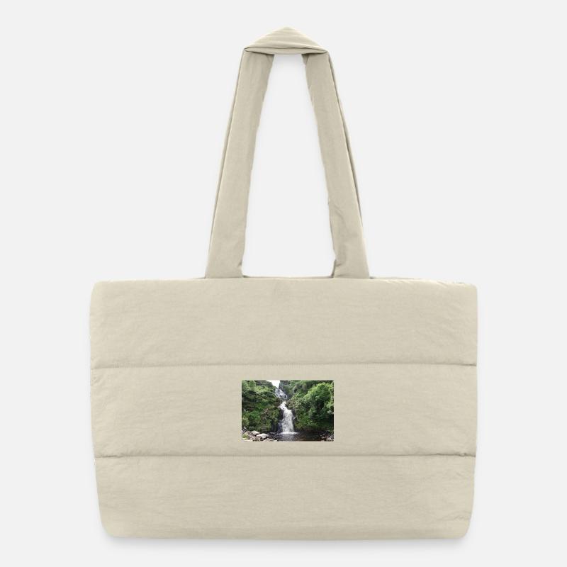 Smaragdwald-Wasserfall Puffer-Einkaufstasche