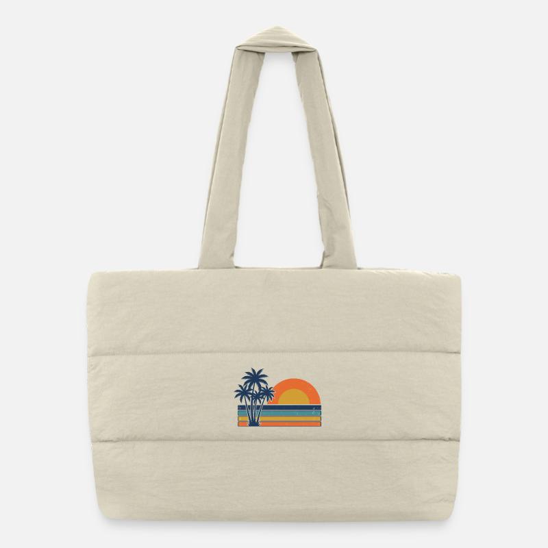 Plage d’été rétro avec des palmiers au coucher de soleil Sac shopping matelassé