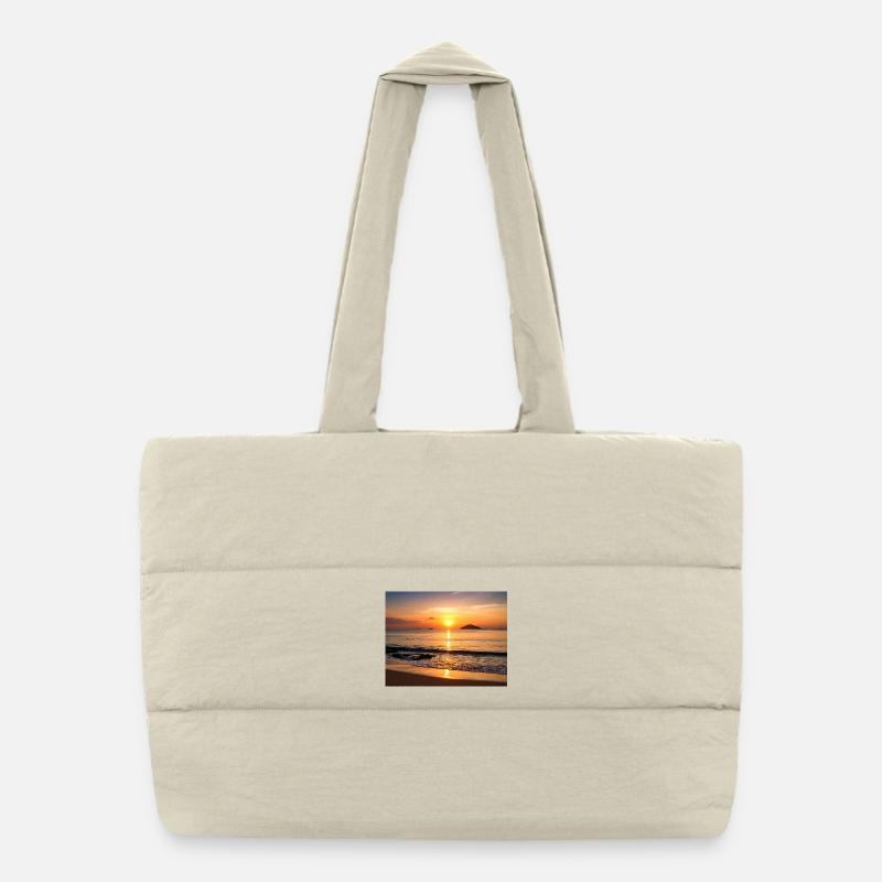 Coucher de soleil tropical sur la plage Sac shopping matelassé