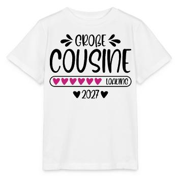 Große Cousine 2027 loading - Stanley/Stella Kinder T-Shirt MINI CREATOR  - Weiß - Vorne - Maike (125cm)