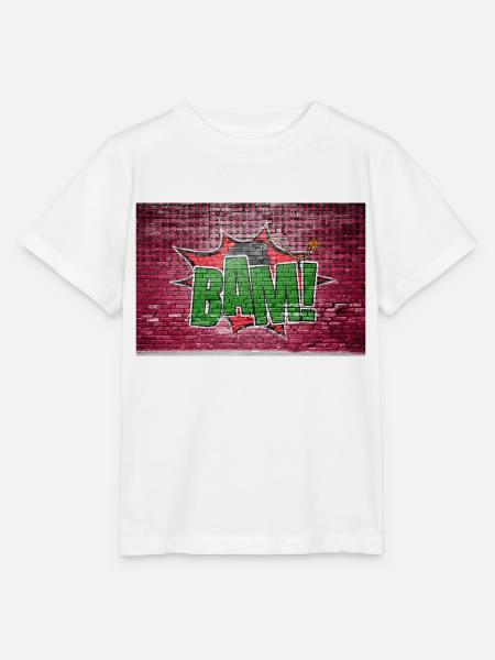 Bam! Comic-Stil Graffiti Schriftzug auf Ziegelmauer - Stanley/Stella Kinder T-Shirt MINI CREATOR - Weiß
