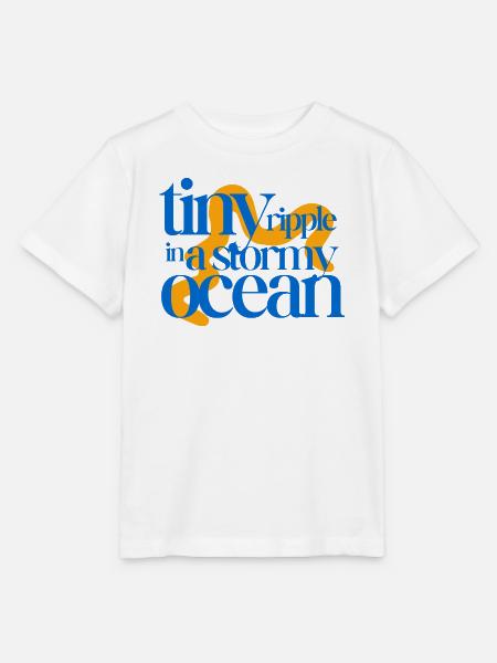 Tiny ripple in a stormy ocean (orange background) - Stanley/Stella Kinder T-Shirt MINI CREATOR - Weiß