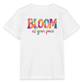 Bloom at your pace – Bunter Aquarell-Spruch - Stanley/Stella Kinder T-Shirt MINI CREATOR  - Weiß - Vorne - Maike (125cm)